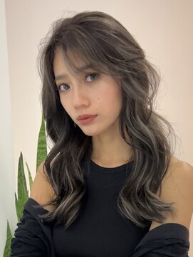 ヨロ 小岩(YOLO) 小岩ハイライトミルクティーグレージュレイヤーカット