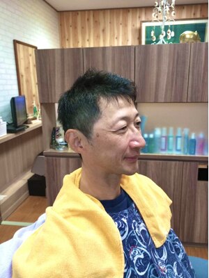 日々の仕事に疲れてリラックスしたい方におすすめ◎ONもOFFもキマるヘアスタイルをご提供！