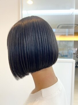 ディグニティ(DIGNITY) クラシカルボブ×スタイリッシュ