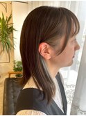 外ハネミディ 顔周りカット インナーカラー アッシュグレー
