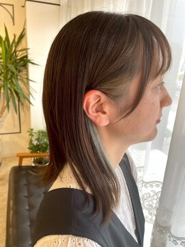 ベルメール ヘアー(Belle mer hair) 外ハネミディ 顔周りカット インナーカラー アッシュグレー