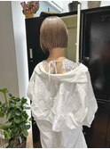 ミルクティーベージュ　グレージュ　切りっぱなしボブ