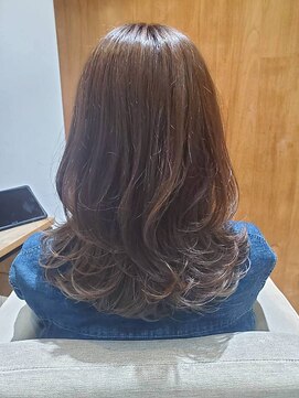 ヘアリゾート粋 リマ 銀座店(lima) 艶髪ウェーブ/ブラウンアッシュ/レイヤーカット