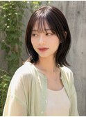 シースルーバングミディアム黒髪清楚大人軽めミディアム