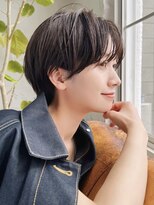 ローマージングウマエ(ROAMER jingumae)&nbsp;ショートボブレイヤーボブ切りっぱなしボブ