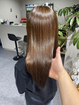 ノエヘア(Noe hair)の写真/クオライン使用で髪に優しく縮毛矯正♪最高級トリートメントを贅沢に揃え、ツヤ感たっぷりな仕上がりへ