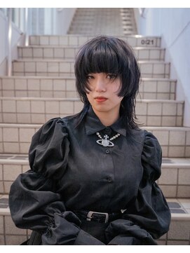 フィッツコア(FITS CORE) ウルフと顔周りカットとブルーブラック