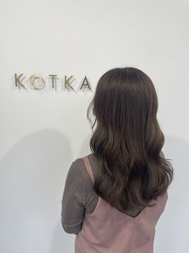 コトカ 千葉(KOTKA) イメチェン/ピンクベージュ/クールショート/髪質改善/オージュア
