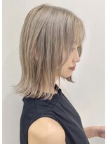 エリスホリエ(Eliss Horie)&nbsp;ホワイトラテグレージュ　芝下光