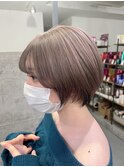 ショートボブミルクティーベージュ