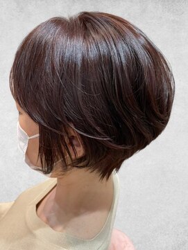 ルシードスタイル ラルーチェ(LUCIDO STYLE La Luce) 20代30代40代髪質改善トリートメント艶感ストレート暗髪