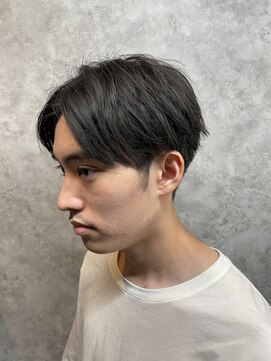 レベル 葛西店(LEVEL) センターパート マッシュ 刈り上げ ツーブロック メンズカット