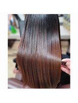 ブルーフィン シセロ(Blue Fin cicero) 夏カラー暗髪黒髪/髪質改善/美シルエット/ツヤ髪セミ/30代40代