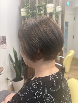 カットサロン ウシジマ(CUT SALON USHIJIMA) 【ナチュラル大人ショートボブ×マロンベージュ】