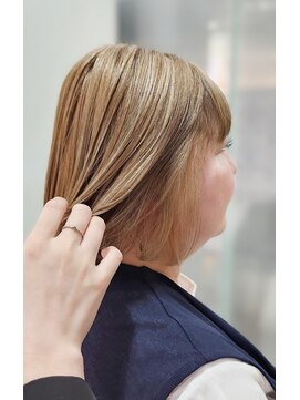 レイエレガンス(Rei Elegance) ハイライト&インナーカラー