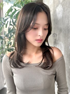 ロビー 表参道(ROBBY) ミディアムレイヤーカット/20代30代40代/顔周りカットワンカール