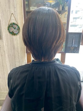 ビーチェ 小岩(Bice) 品格をまとう◎冬のショート×白髪ぼかし