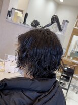アピッシュ シーナ 海老名店(apish ciena)&nbsp;レディースショート！膨らまない縦落ちパーマ