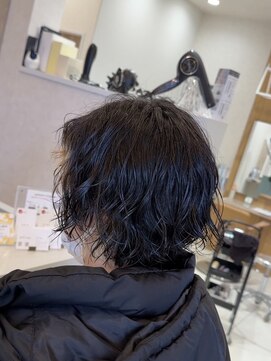 アピッシュ シーナ 海老名店(apish ciena) レディースショート！膨らまない縦落ちパーマ