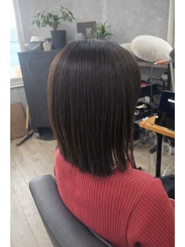 シリウスエイト(SIRIUS 8) 切りっぱなしボブ