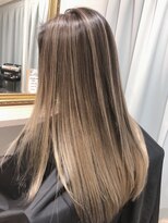 ジゼル(gisele)&nbsp;バレイヤージュ