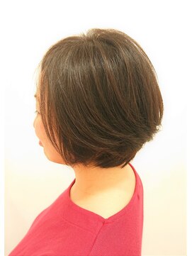 セシル(Cecile) 大人かわいいボブ×マニッシュショート