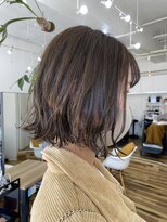 グリーン(green)&nbsp;7トーンアッシュグレーの外ハネボブ　bymisaki