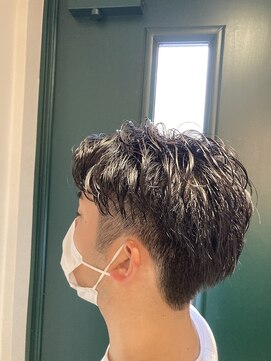 キー(KEY) かきあげスタイル