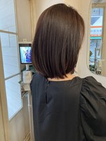 アミュレ(Amule)&nbsp;ナチュラルな艶感オリーブベージュミディ30代40代梅ヶ丘美容室