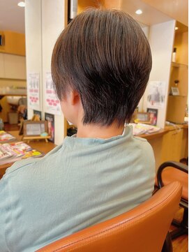 かっとはうすウィズ(With） 首元スッキリ！ナチュラルショートスタイル！！