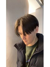 クラシコヘアーヴィラ(CLASSICO hair villa) 前下がりセンターパート