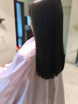 華凛 ストレートパーマ