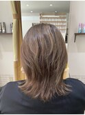白髪ぼかしハイライトメッシュウルフ