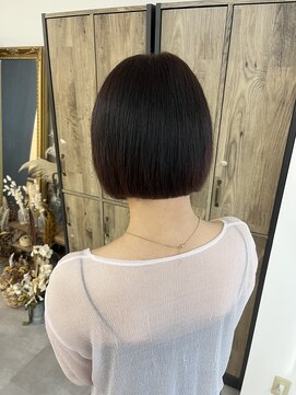 ミョンシル 【myonsil 松本】丸みショートボブ