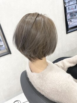 エース 春日部店(A)の写真/再現性重視◎朝ラクな似合わせショート×白髪ぼかしハイライトで立体感のある上品さを演出します◎<春日部>