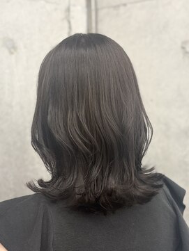 ミリィバイアヤラ 船橋店(MIRYI by ayala) 【AYAKA】ダークグレージュ/くびれ巻き/レイヤーカット