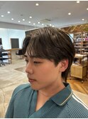 センターパートウルフ