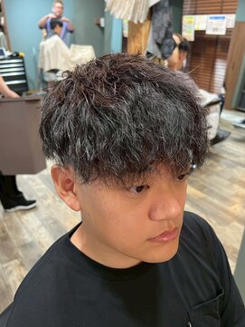スタンドバーバー 柏(STAND BARBER) リバースセンターパート/ニュアンスウルフ/ダウンバング/柏