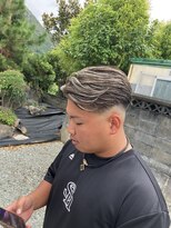 エン(en)&nbsp;フェード+センターパート