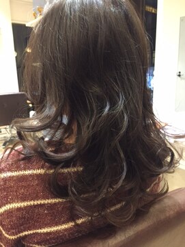 モノンクル(Mononcle) ゆるふわ艶やかパ－マ