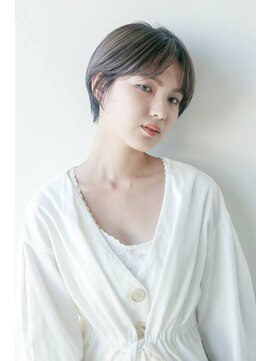 ラシェンテ リセ 西宮北口(La Sente Lycee) Lycee　こなれ感のある陰影ボブ