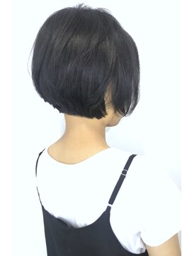 ラウンジ モリオ イケブクロ(Lounge MORIO Ikebukuro) 【morio池袋】ワンサイドショートボブ