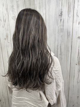 アンダーバーホワイト 南海難波店(_WHITE) 【＿white+】ハイライト×大人ロングスタイル