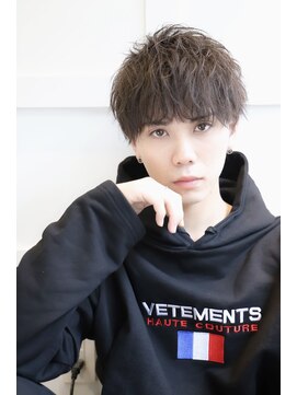 アトラクト(AttRact) マッシュ　刈り上げ　ツーブロ　メンズパーマ