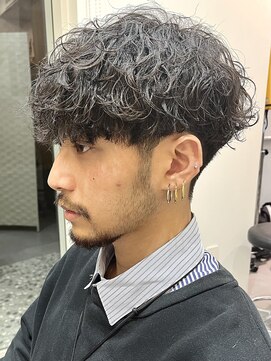 フィフスジングウマエ 原宿(fifth JINGUMAE) 波巻きスパイラルパーマツイストスパイラルツーブロック