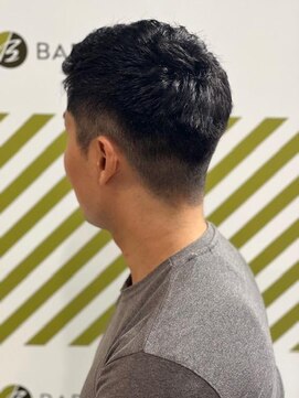 バーバーバー 四谷(BARBER-BAR) 大人の刈り上げスタイル