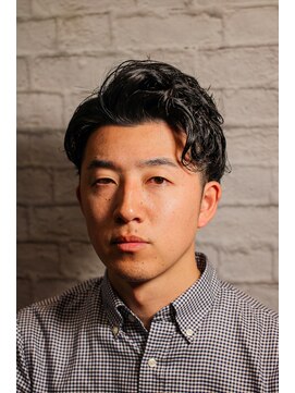 銀座マツナガ 新宿野村ビル店 ツーブロックパーマアップバング