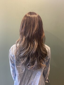 ラテルネ 名駅店(Laterne) ロングヘア/ハイトーン/ハイライト/アッシュ/透明感/透け感/