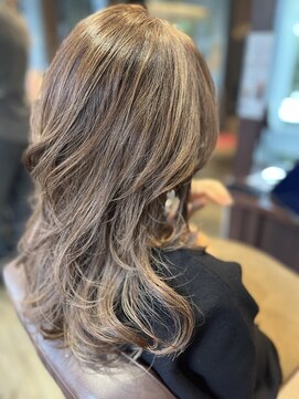 ヴィラ アンド テラス(Villa X terrace) 抗酸化カラー+カット