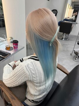 リエンスクレア(RIENS xrea) インナーカラー*水色*ベージュカラー*ブリーチ*10代20代30代